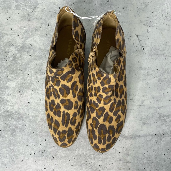NWT Old Navy leopard print ankle bootie 8 - Picture 4 of 10